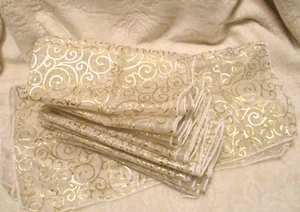 Ivory with Gold Metallic Swirls~Mesh Table Overlays~16.75" x 16.75"~12 Quantity - Picture 1 of 10