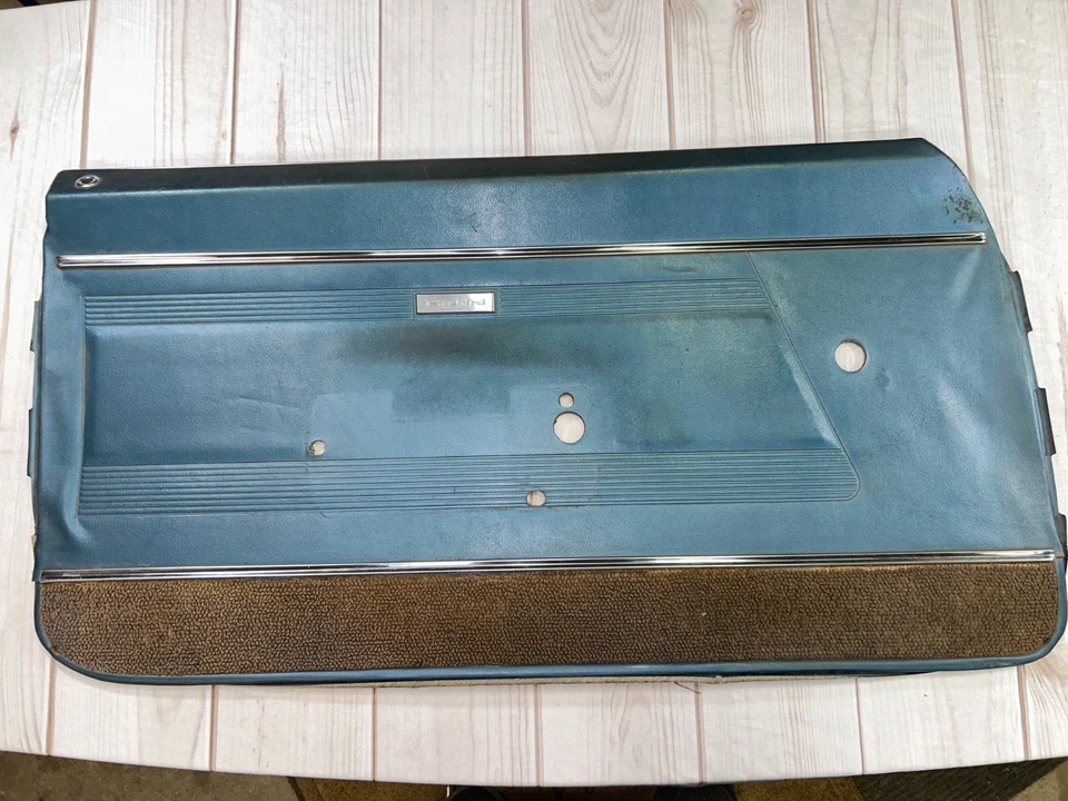 Pontiac Firebird 1967 paneles de puerta OEM conjunto izquierda y derecha  Foto 1 de 4