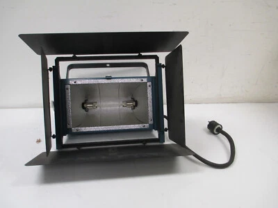 Colortran Broad 104-031 104-035 Broad Light - Image 1 of 4