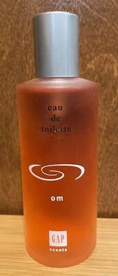 OM by GAP SCENTS EAU de TOILETTE SPRAY 4 OZ/120 ML SIN CAJA NUEVA TAPA ABOLLADURA Foto 1 de 4