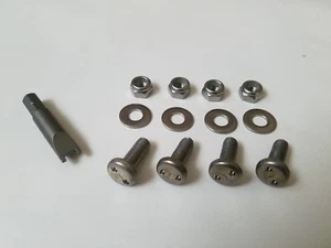 Tornillos de marco de matrícula de acero inoxidable de seguridad antirrobo para motocicleta - Imagen 1 de 2