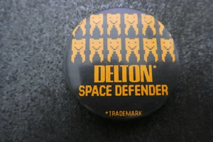 Delton Space Defender Dentist Dental Teeth Pin Badge Button (L32B) - Picture 1 of 2