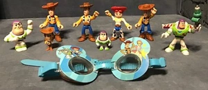 Lote de figuras Toy Story Woody Buzz Lightyear y gafas de natación - Imagen 1 de 5