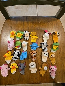 Lot of 24 Finger Puppets Animals New - Picture 1 of 12