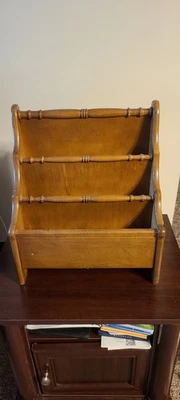 Antiguo cargador Butler hecho con caoba (circa años 20) Foto 1 de 3