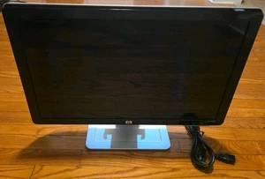 HP W2338H LCD Monitor 23" 1920x1080p HDMI VGA 60Hz 1000:1 Built-in Speakers WOW - Picture 1 of 7
