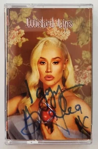 Iggy Azalea Signed Wicked Lips Cassette Pop Singer Rapper Lola The Girls RAD - Picture 1 of 1