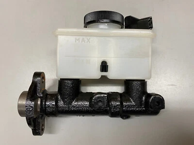 Cilindro maestro de freno Repco - 25-01100 / M53402 - para Mazda GLC 81 a 85, HB/SDN Foto 1 de 4