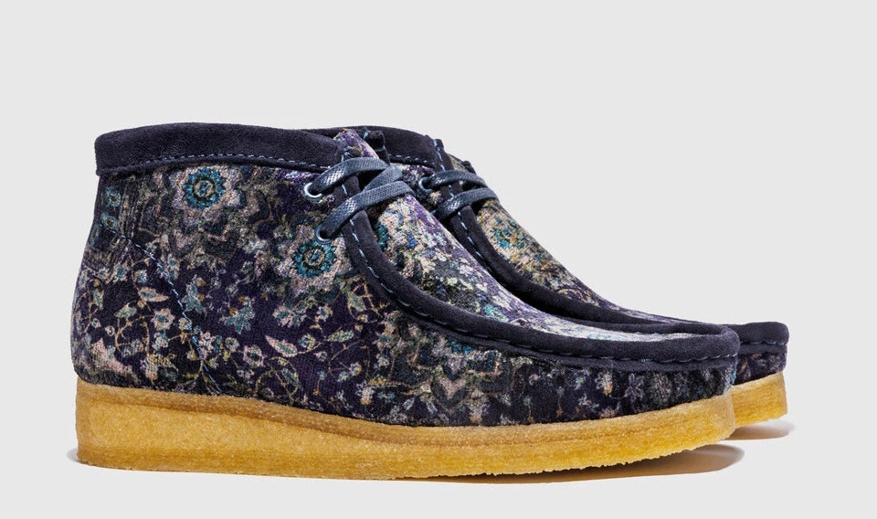 Clarks Wallabee Boot 26162546 Mens Blue sueded Velvet Lace Up Chukkas Boots 10