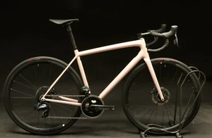2021 Specialized Aethos Pro SRAM Force eTap AXS 12s Bike 56cm Blush Pink Demo - Picture 1 of 13