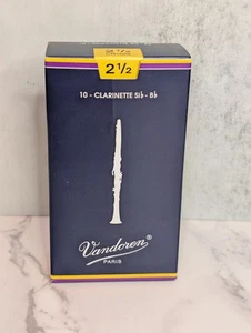 Vandoren Traditional Bb Clarinet Reeds Strength 2.5 Box of 9 - Picture 1 of 2