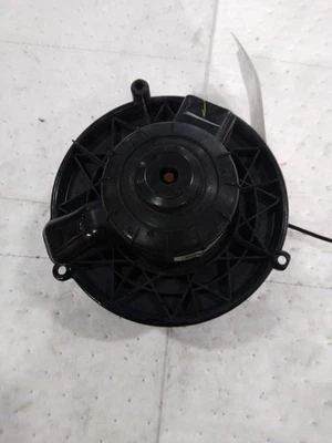 2013 GMC Terrain HVAC Blower Motor OEM 1580663 22896430 Used 222K Miles - Imagem 1 de 4