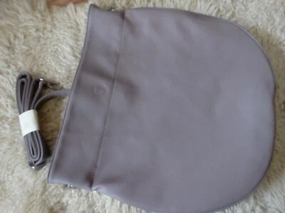 New Look ladies handbag with detachable strap 38x4x39cm - Image 1 of 4