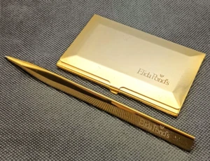 HERMOSO JUEGO DE TARJETERO DE LATÓN ELIDA PONDS DE COLECCIÓN + BOLÍGRAFO c1989 v/g - Imagen 1 de 7
