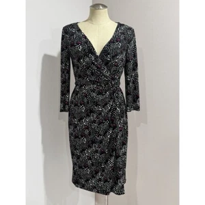 White House Black Market Damen bedruckt 3/4 Ärmel Stretch Wickelkleid Größe 6 - Bild 1 von 7