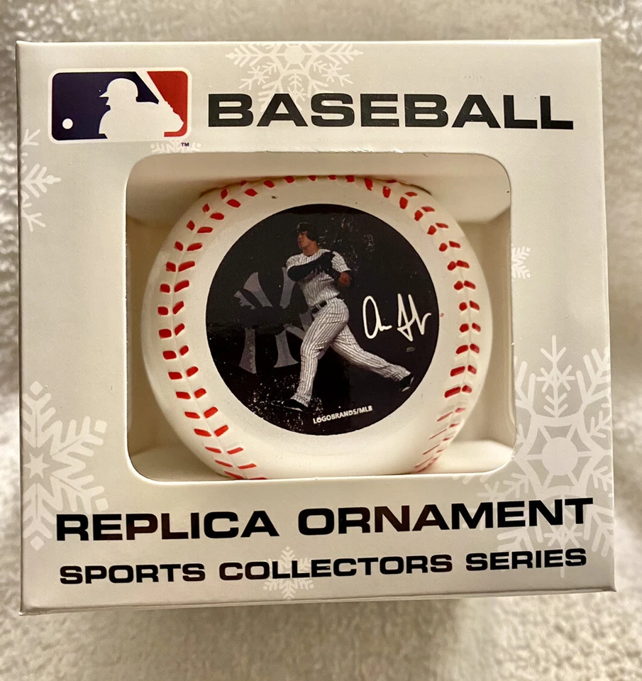NY YANKEES AARON JUDGE BASEBALL CHRISTMAS ORNAMENT NEW IN BOX - Image 1 of 1