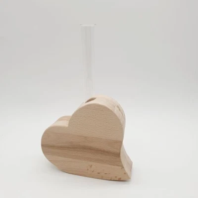 Blumenvase aus Holz mit Reagenzglas Herzform Herz Neu Dekoration Valentinstag - Bild 1 von 4