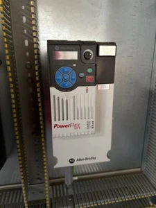 VARIADOR DE FRECUENCIA power flex 525 allen bradley - Imagen 1 de 2