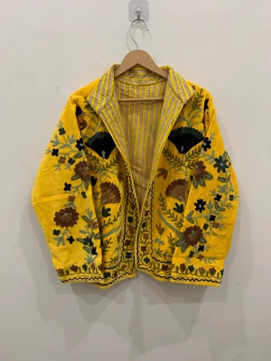 Mostaza Hecha a Mano Terciopelo Vintage Suzani Con Bolsillo | Chaqueta Corta Invierno Cuello Foto 1 de 4