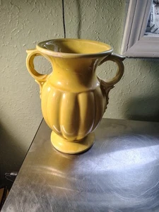 Vintage McCoy Art Deco Planter Vase Double Handled yellow - Picture 1 of 4