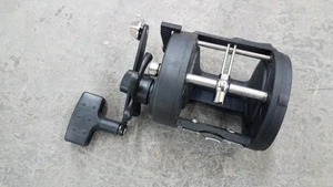 Trolling Fishing Reel TSSD 4000L w Bite Indicator 3:8:1 Gear Ratio - Picture 1 of 5
