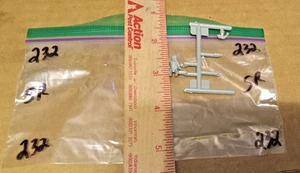 One (1) Airplane Pilot Parts Only scale unknown Package # 232 !!!!!!!!!! - Picture 1 of 3