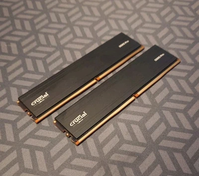 Kit de memoria SDRAM DDR5 Crucial / Micron CP48G56C46U5 PRO 96 GB (2x48 GB) Foto 1 de 4