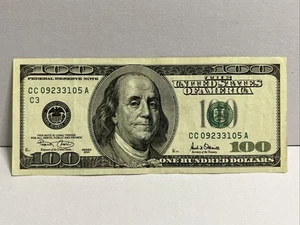 Series 2001 US One Hundred Dollar Bill $100 Philadelphia CC 09233105 A - Picture 1 of 2