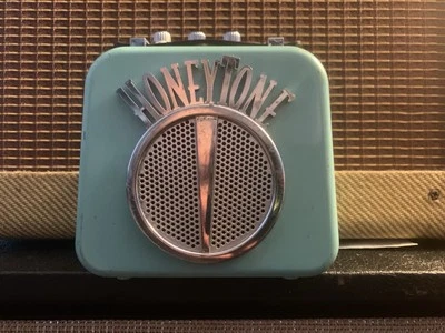 Danelectro N-10 Honeytone mini Amp Headphone Practice 9v Battery Belt Clip Busk - image 1 of 4