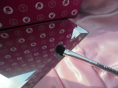 Karl Lagerfeld ModelCo Smudge-Pinsel neu limitiert - Bild 1 von 4