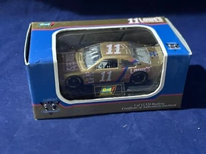 BB 1996 1/64 Revell Collection #11 Brett Bodine Lowes Gold 50th Anniversary - Bild 1 von 1