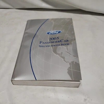 Libro de especificaciones de auto de pasajeros Ford Crown Victoria Quinientos Lincoln 2005 Foto 1 de 4