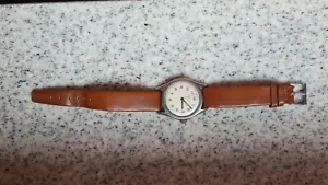 Universal Genève 20724 Armbanduhr von 1940 - Bild 1 von 5