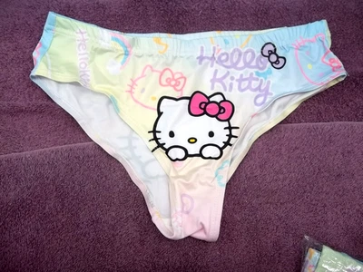 Nuevo bikini/bragas cortas de tiro medio Hello Kitty talla grande (HK-15) Foto 1 de 4