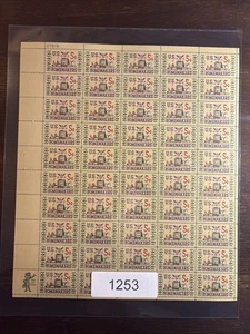 1253 US Mint Sheet, 5 Cent Homemakers, Sampler, Mint NH - Picture 1 of 3