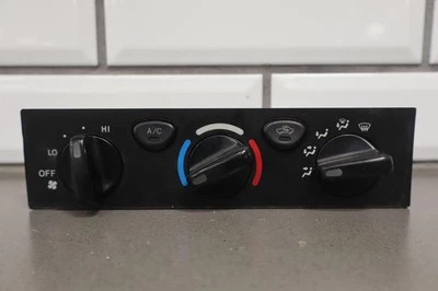 Toyota 4Runner 2001-2002 calefacción manual delantera climatización Foto 1 de 4