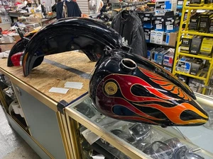 Limited Edition Paint Set Harley Shovelhead FX 1973-84 OEM Factory Flames Low ri - Bild 1 von 24