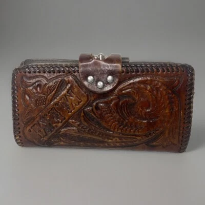 Cartera vintage de cuero marrón con cremallera para cambiar monedas flores hecha a mano Foto 1 de 4
