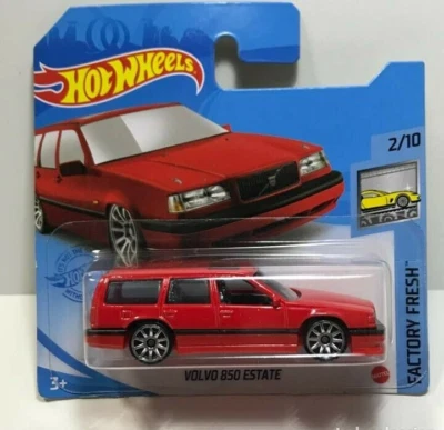 HOT WHEELS FACTORY FRESH-2021 VOLVO 850 ESTATE NR.2/10 SCALA 1/64 DIE-CAST METAL - Immagine 1 di 4