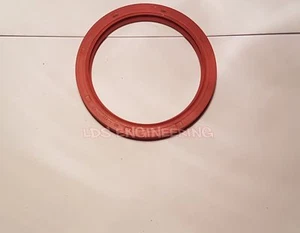 Triumph TR5 TR6 2500 2.5 Rear crankshaft oil seal 73.03 x 92.07 x 9.25 - Picture 1 of 1