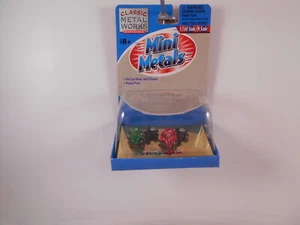 N Scale Classic Metal Works 1953 White 3000 Tractor Item #50205 - Picture 1 of 5