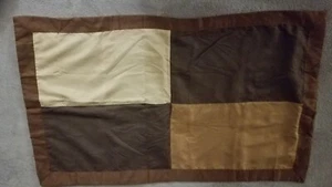SET 2 FEDERE LETTO KING LINEN N THINGS FINTA PELLE SCAMOSCIATA MARRONE BEIGE A SCACCHI USATO IN OTTIME CONDIZIONI - Foto 1 di 4