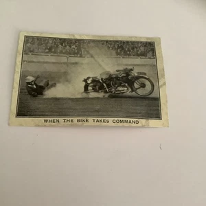 Prensa amalgamada 1929 Emociones de la pista de tierra - La bicicleta toma el mando T - Imagen 1 de 2