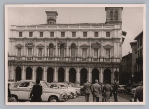Bergamo Italien 1960 - Rathaus Parkplatz - Altes Foto - Picture 1 of 2