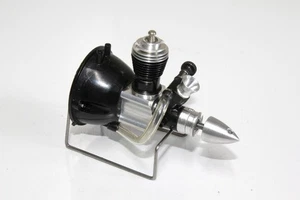 Rare Old Vintage Cox Tee Dee .010 Glow Model Engine. New. - Picture 1 of 6
