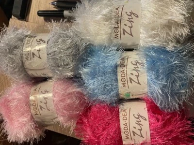 Moda Dea yarn ZING  - 1.76 oz each 80m/87yds - Several colors to choose from! - Image 1 of 4