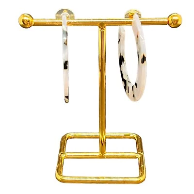 Pendientes Ligeros Lucite Aro Perforado Poste Blanco y Negro con Brillo 2.25" D Foto 1 de 4