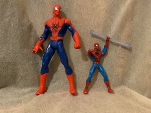 Hasbro Marvel Legends Spiderman Actionfigur 2014/2010 Größe Höhe 10/6" 2 Stück - Bild 1 von 3