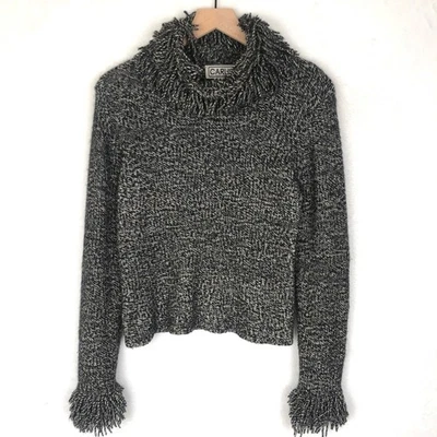 Pulôver de malha CARLISLE 100% cashmere franja gola alta tamanho M preto branco - Imagem 1 de 4