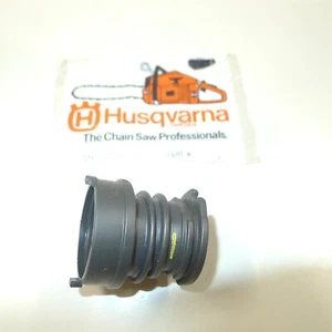 Tubo de arranque de admisión Husqvarna OEM NUEVO, modelos 385 390, #537111402 - Imagen 1 de 4